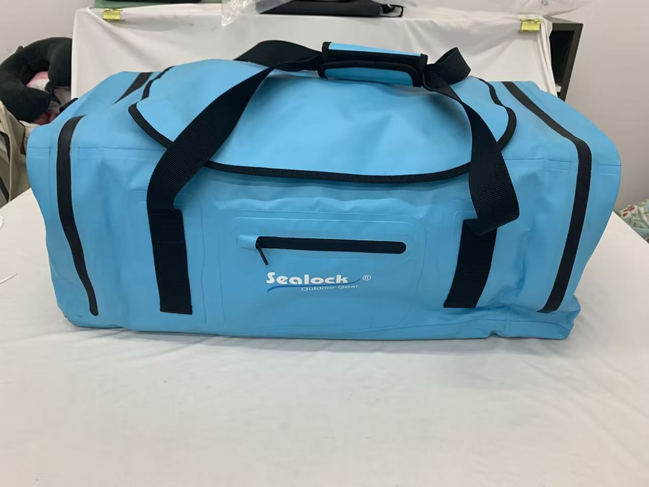 ກະເປົ໋າ Duffel ກັນນ້ໍາ 55L ມີ Zipper Airtight (IPX7)